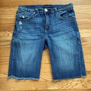 Size 8 Rock and Republic distressed cutoffs